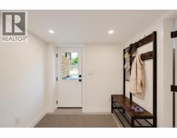 2860 Tudor Ave, Saanich, BC V8N1L9 Photo 48