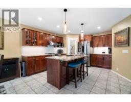 Bedroom - 137 Gleneagles View Sw, Cochrane, AB T4C1W1 Photo 12