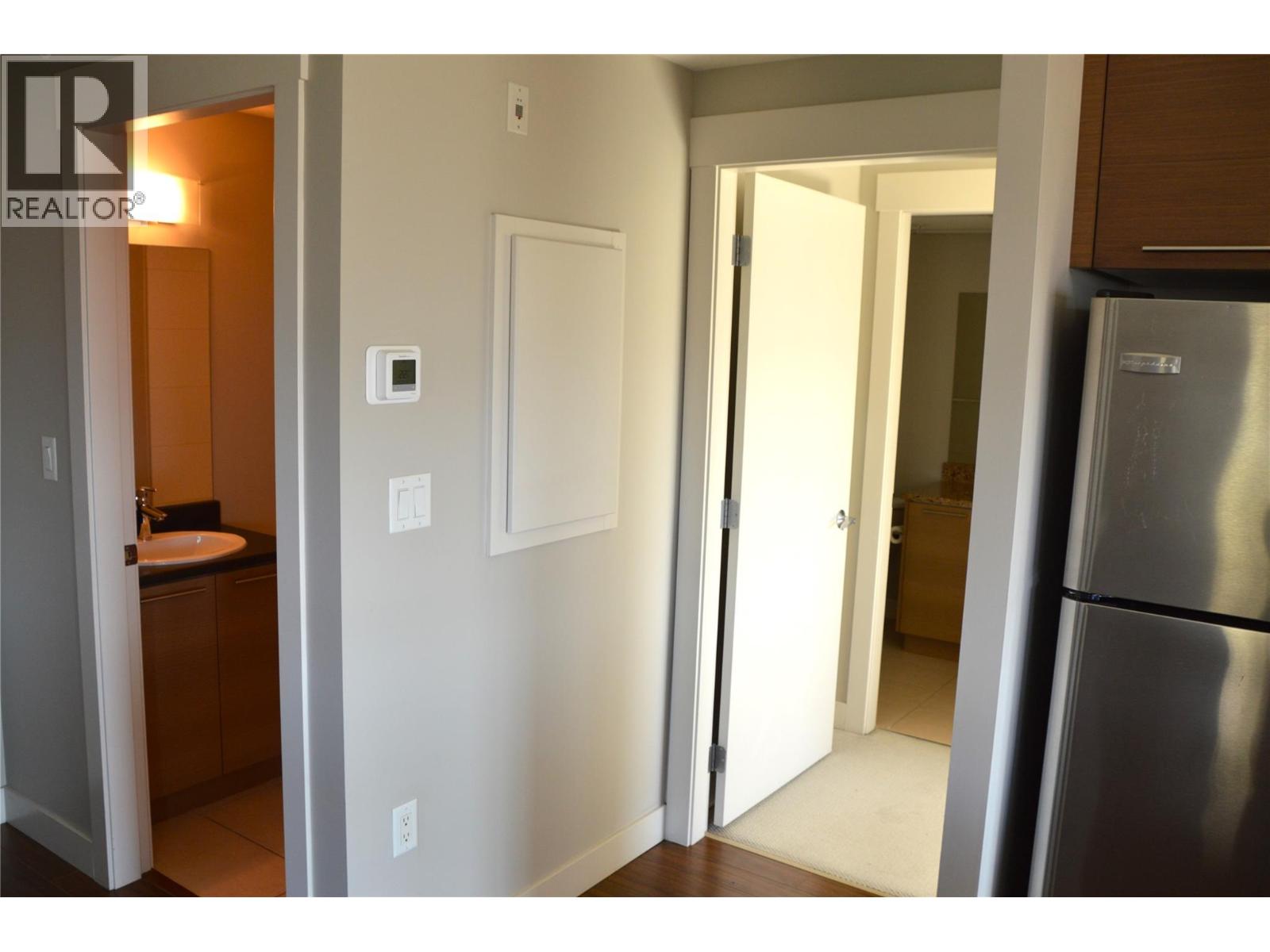 1403-1000 Talasa Way - 17