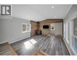 1320 Englishman River Rd, Errington, BC V0R1V0 Photo 13