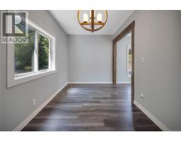 1320 Englishman River Rd, Errington, BC V0R1V0 Photo 19