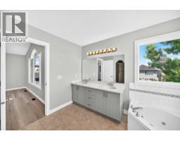 Laundry room - 12915 Coventry Hills Way Ne, Calgary, AB T3K5L4 Photo 22