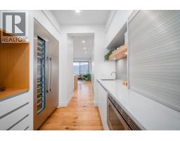 2pc Bathroom - 1543 Rocky Point Drive, Kelowna, BC V1V3E2 Photo 18
