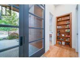 1543 Rocky Point Drive, Kelowna, BC V1V3E2 Photo 42