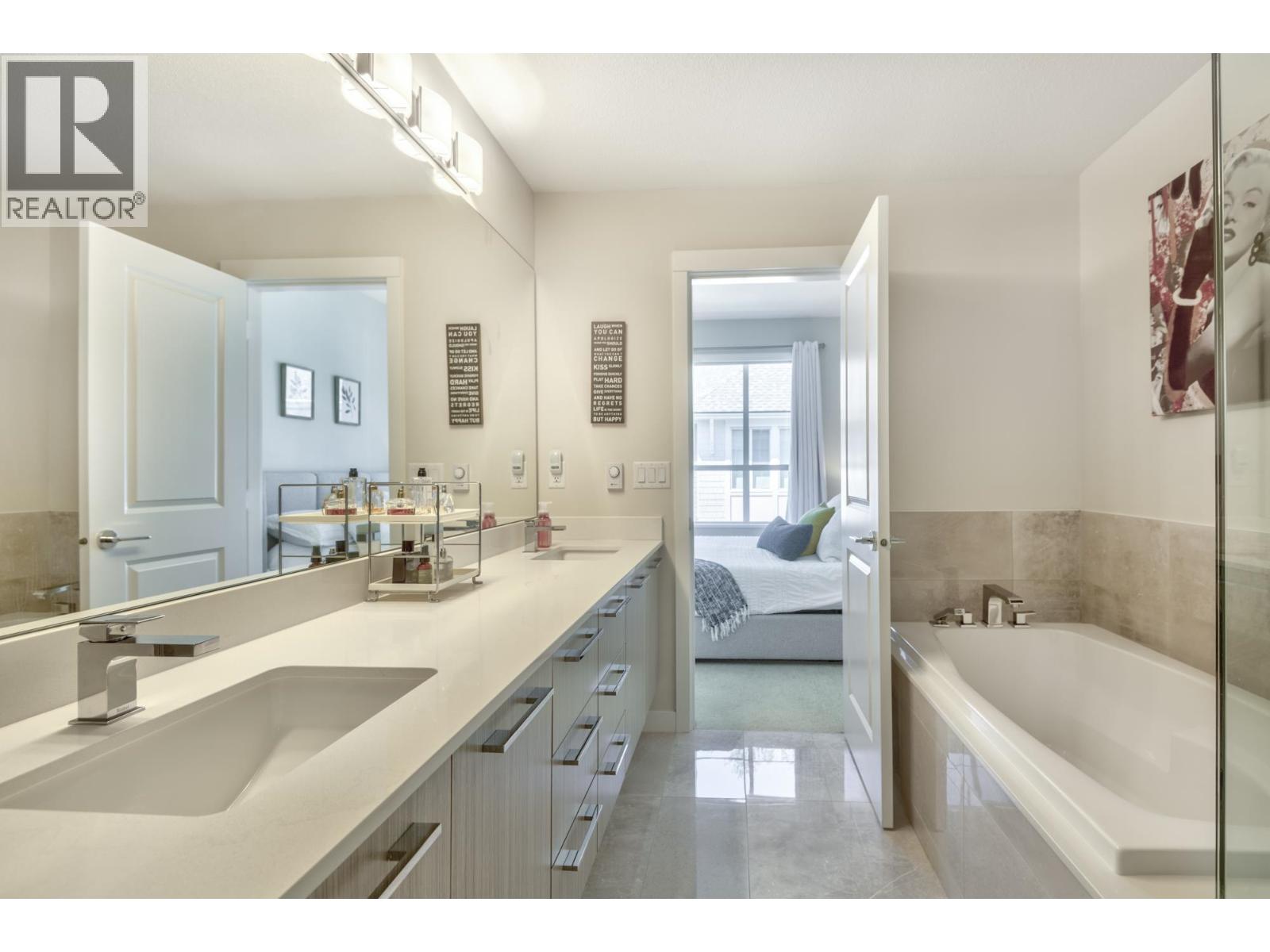 #9-5311 ADMIRAL Way, Ladner