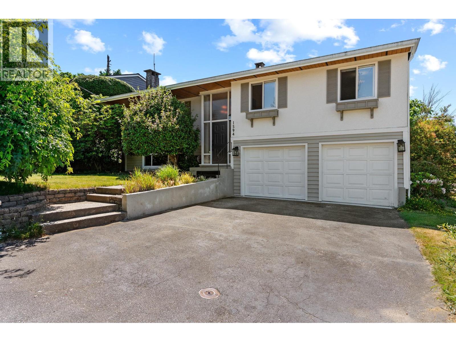 Property for sale at 1594 ELINOR CRESCENT