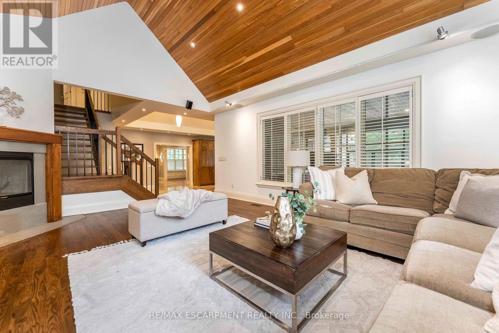 Photo of 2209 PINENEEDLE ROW