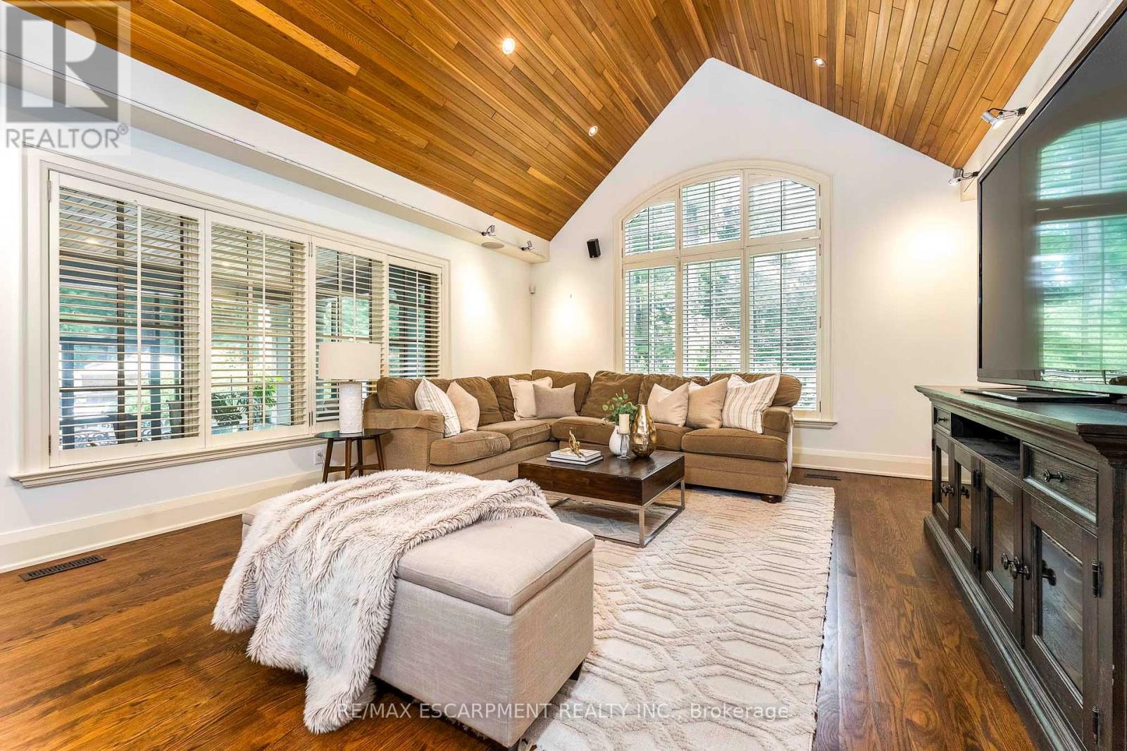 Photo of 2209 PINENEEDLE ROW
