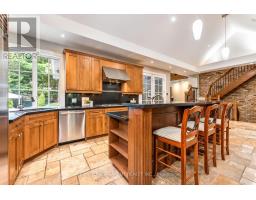 Office - 2209 Pineneedle Row, Mississauga, ON L5C1V4 Photo 11