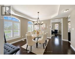 359 Robert Parkinson Drive, Brampton, ON L7A0G1 Photo 10