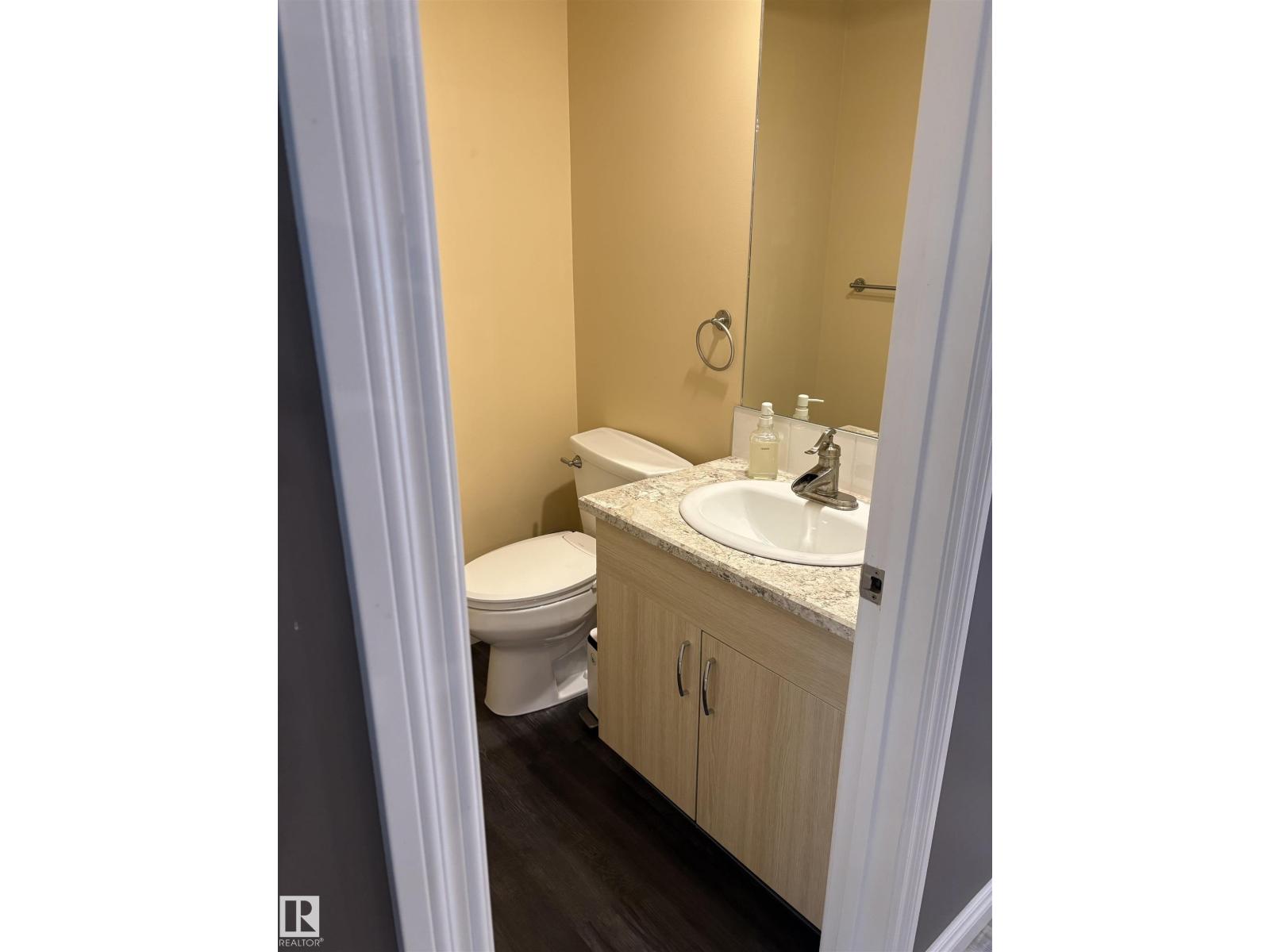 1001 7 AV - Image 10