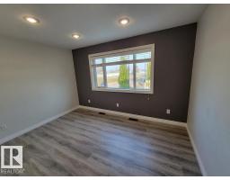 1001 7 Av, Cold Lake, AB T9M1C4 Photo 7
