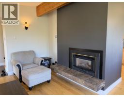 Primary Bedroom - 1637 Queen Street, Smithers, BC V0J2N0 Photo 6