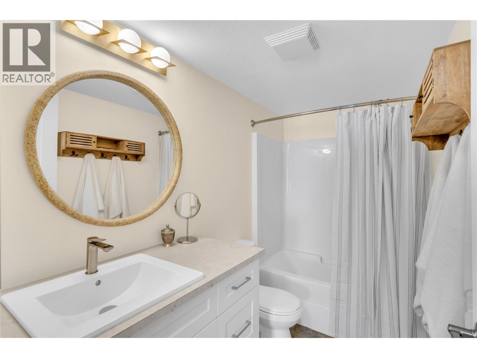 #107 727 Houghton Road - Image 15