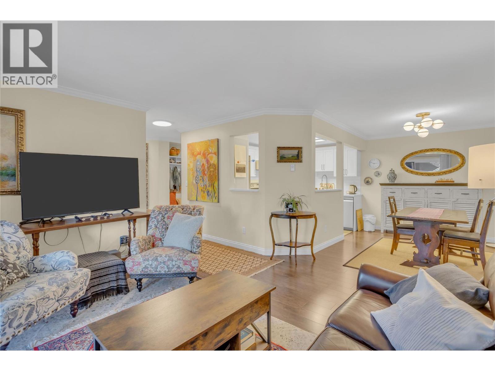 #107 727 Houghton Road - Image 9