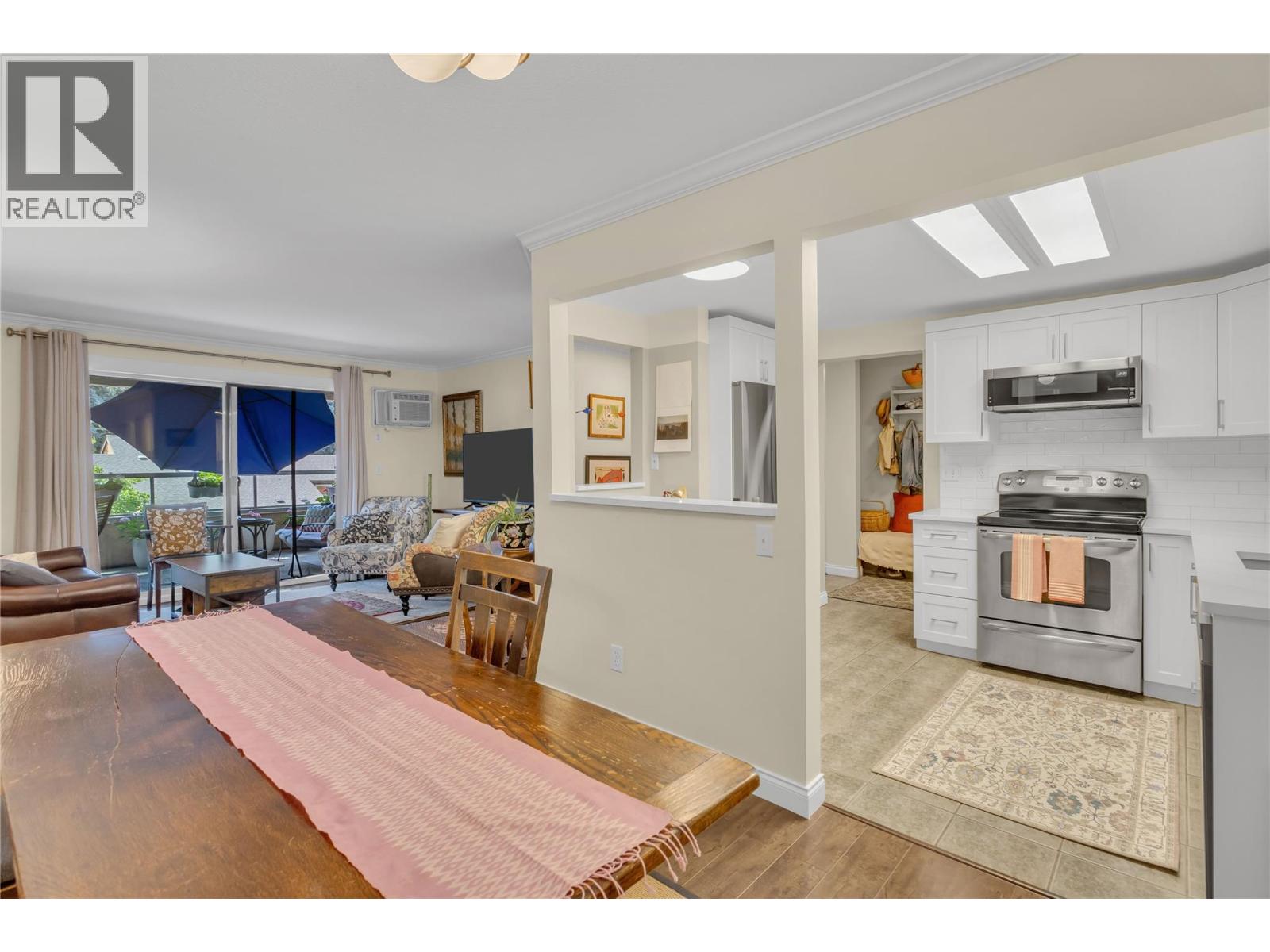 #107 727 Houghton Road - 5