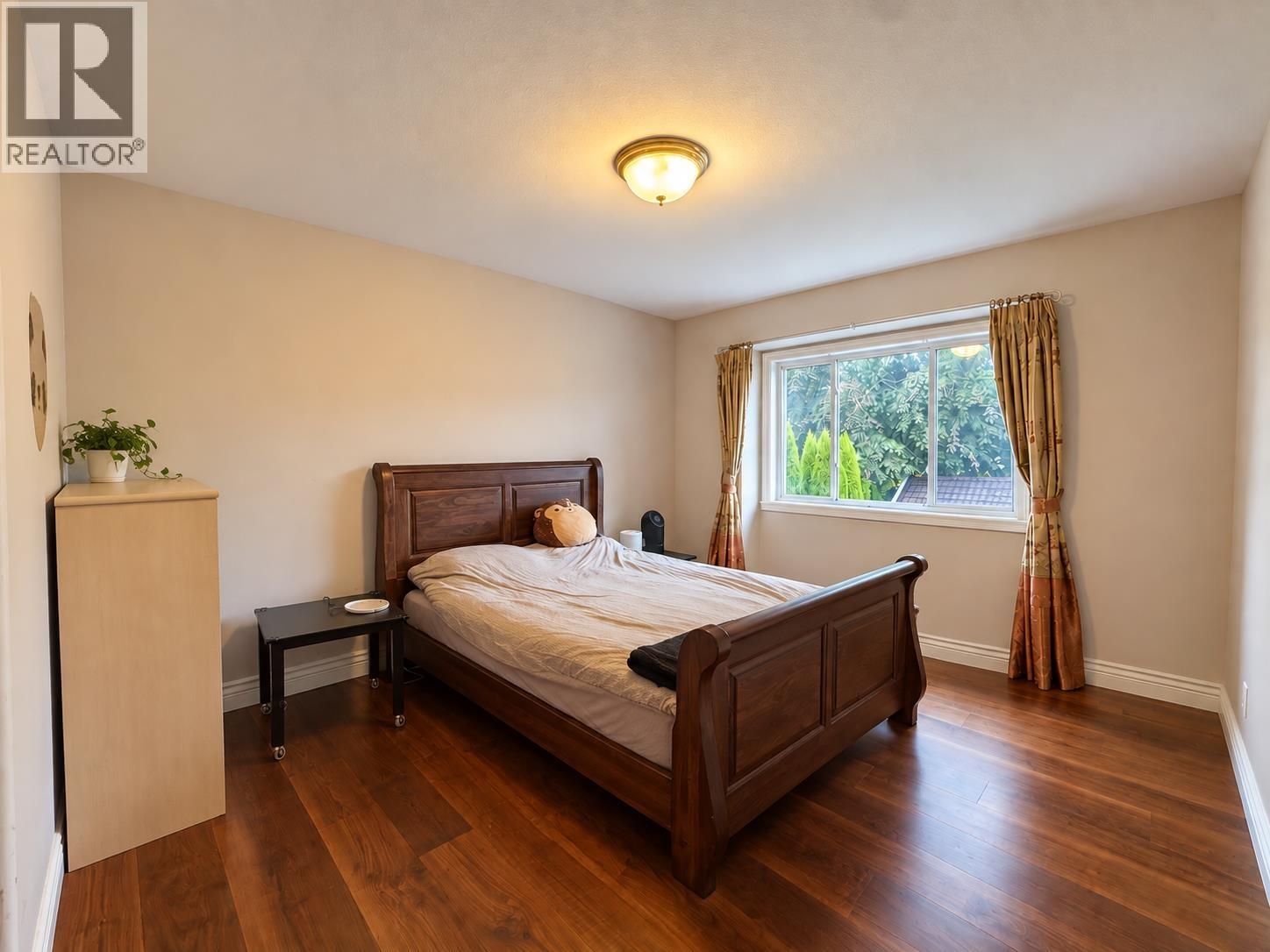8631 PIGOTT ROAD, Richmond photo 32