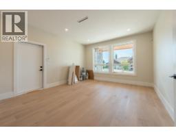 5962/64 Barnacle Street, Sechelt, BC V7Z0V4 Photo 26