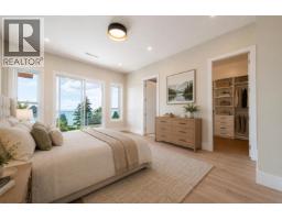 5962/64 Barnacle Street, Sechelt, BC V7Z0V4 Photo 10