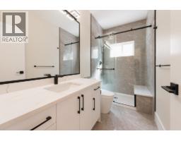 5962/64 Barnacle Street, Sechelt, BC V7Z0V4 Photo 21