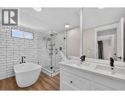 532 Guildford Court, Coldstream, BC V1B2E3 Photo 26