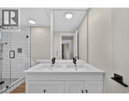 532 Guildford Court, Coldstream, BC V1B2E3 Photo 28