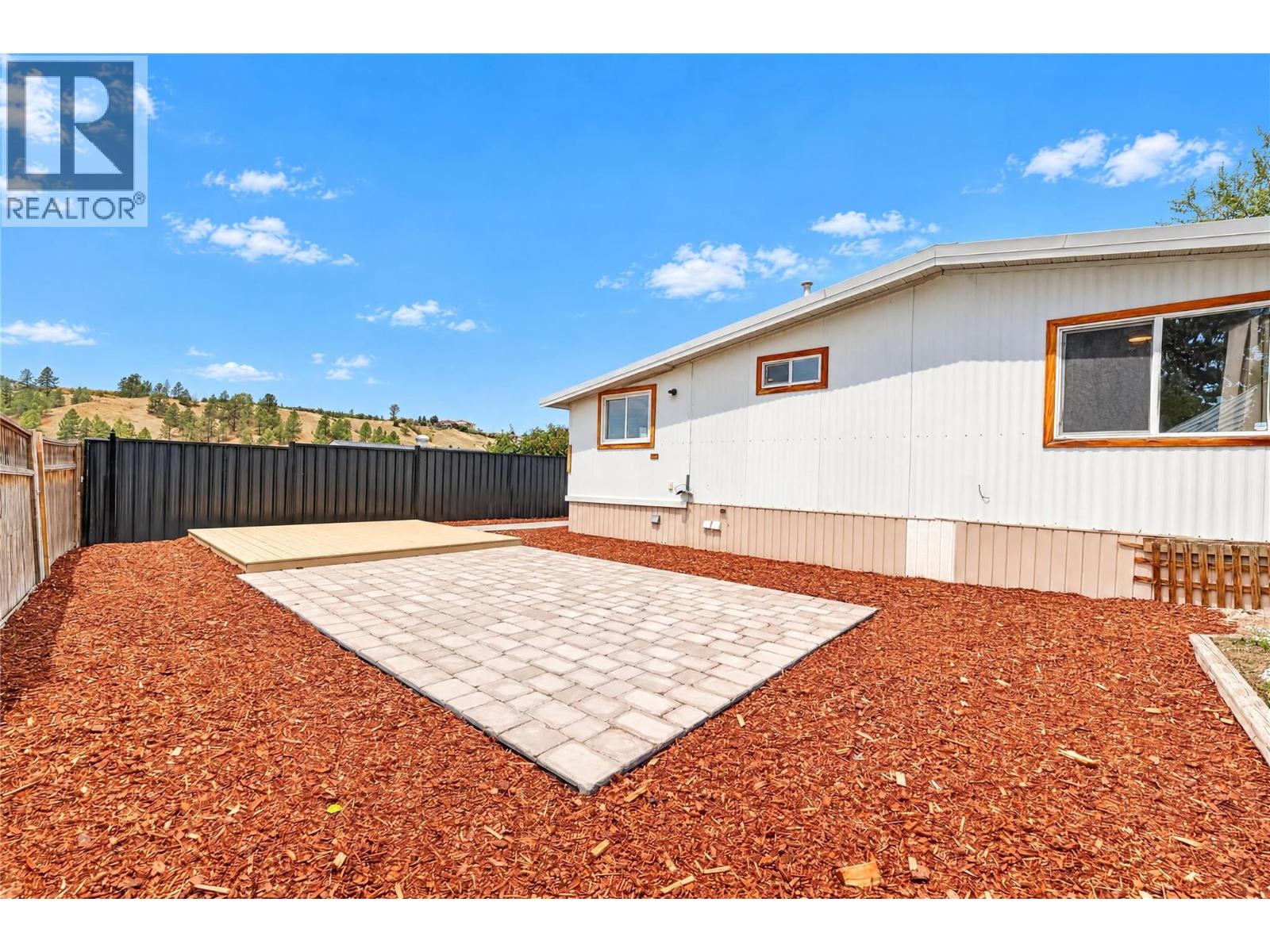 532 Guildford Court - 44