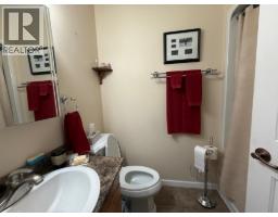 Foyer - 340 Robson Place, Clearwater, BC V0E1N1 Photo 12