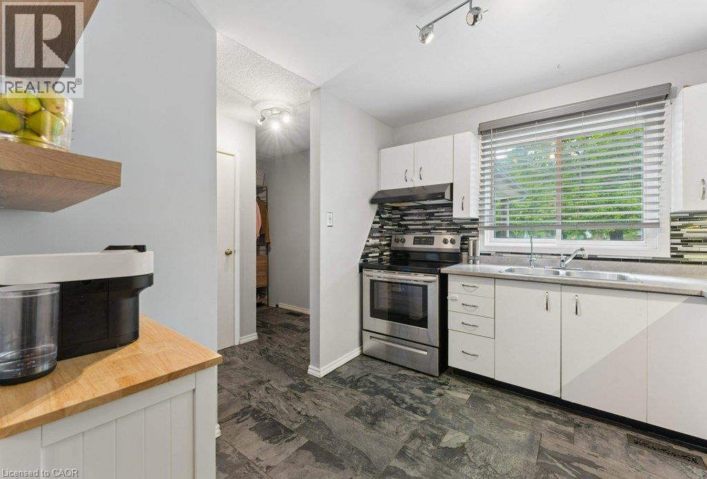 255 NORTHLAKE Drive Unit# 4, Waterloo — photo 8