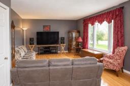 4pc Bathroom - 49 Thompson Drive, Riverton, MB R0C2R0 Photo 6