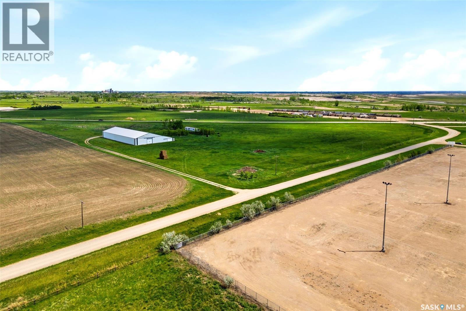 Bienfait Riding Arena/Shop and Land, Estevan Rm No. 5 — photo 23