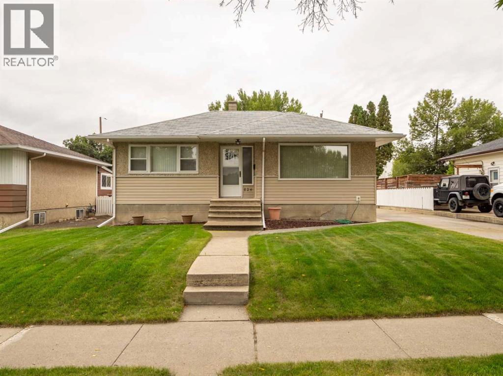 824 Stafford Drive N, Lethbridge, Alberta, T1H2B6