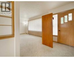 824 Stafford Drive N - photo 4