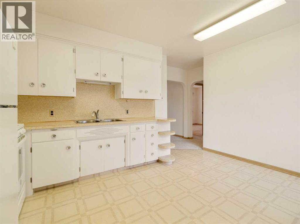 824 Stafford Drive N - 18