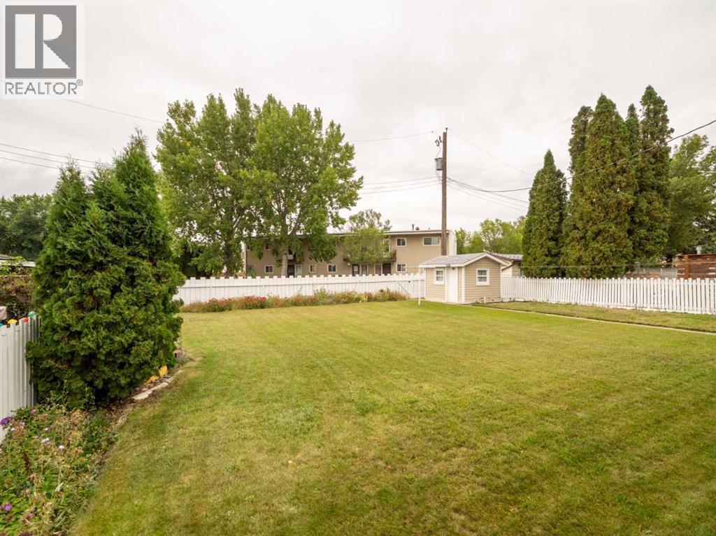 824 Stafford Drive N - 34