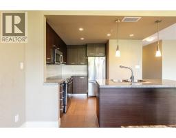 301 2959 Glen Drive, Coquitlam, BC V3B0B8 Photo 14
