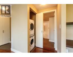301 2959 Glen Drive, Coquitlam, BC V3B0B8 Photo 13