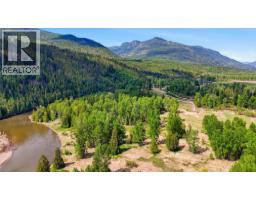 000 Lumby Mabel Lake Road, Lumby, BC V0E2G6 Photo 29