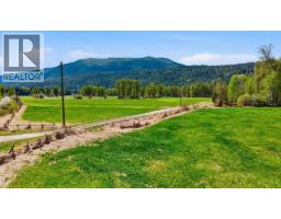000 Lumby Mabel Lake Road, Lumby, BC V0E2G6 Photo 14