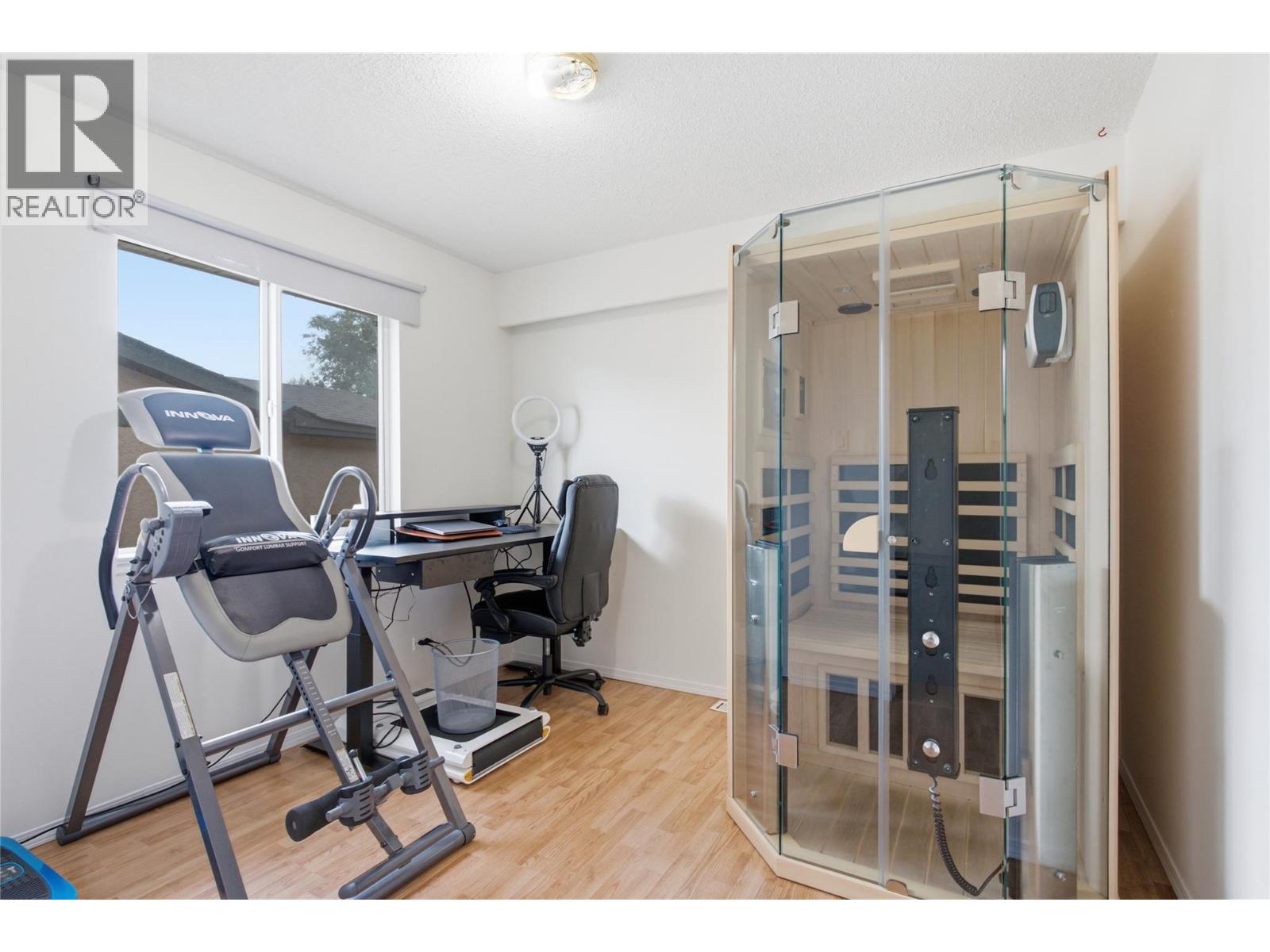 908 RENFREW Avenue - Image 20