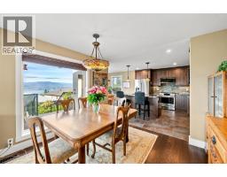 4pc Bathroom - 2705 Winifred Road, Naramata, BC V0H1N1 Photo 7