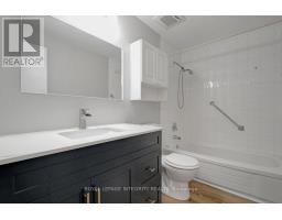 2432 Autumn Hill Crescent, Ottawa, ON K1B4M5 Photo 12