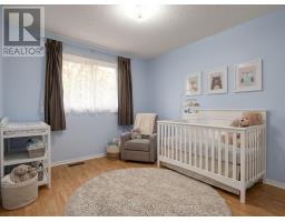 2432 Autumn Hill Crescent, Ottawa, ON K1B4M5 Photo 13
