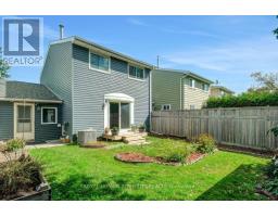 2432 Autumn Hill Crescent, Ottawa, ON K1B4M5 Photo 22