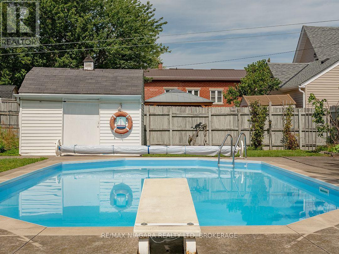 632 KING STREET, Port Colborne (Main Street) — photo 5