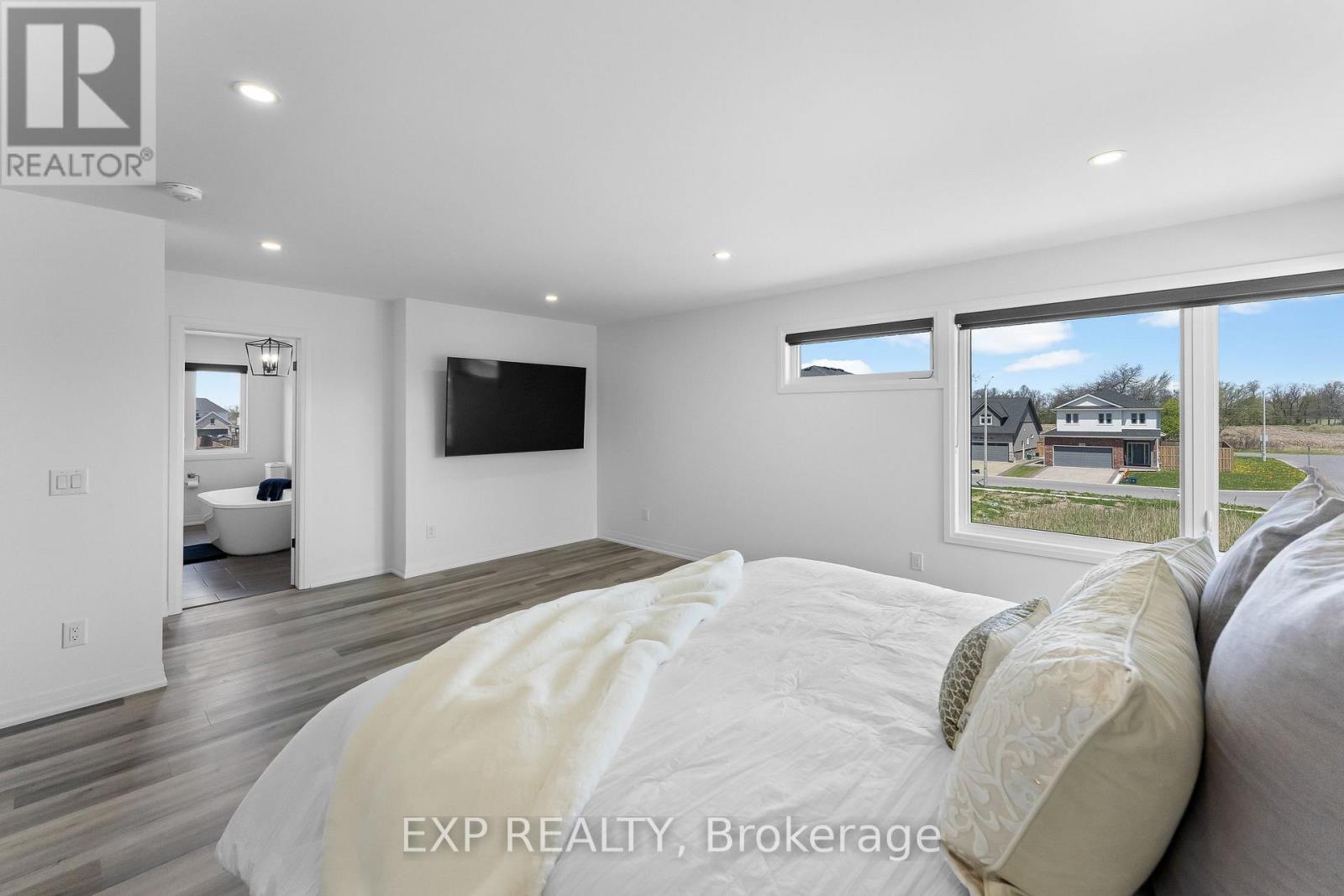 7365 JONATHAN DRIVE - Image 25
