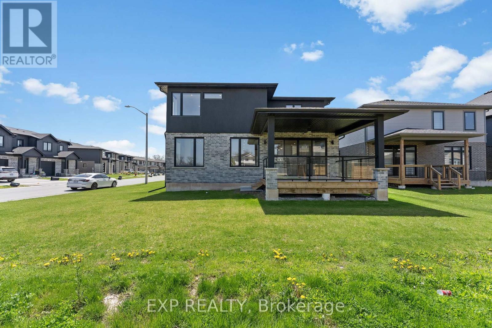 7365 JONATHAN DRIVE - Image 35