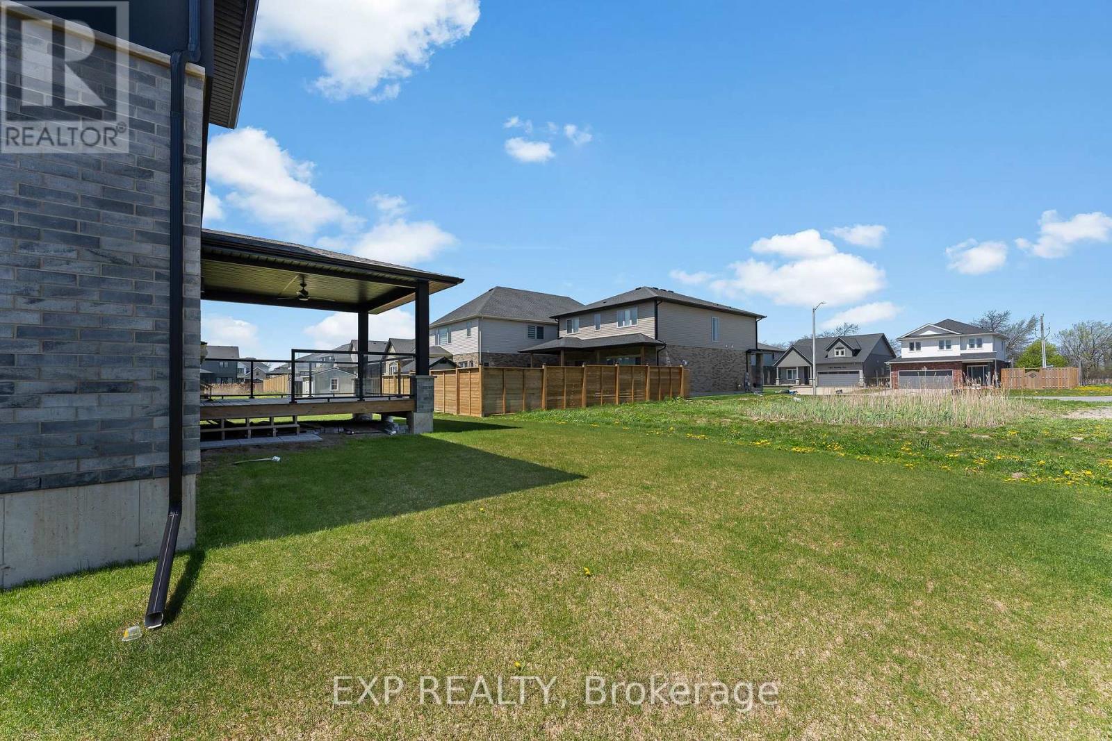 7365 JONATHAN DRIVE - Image 37