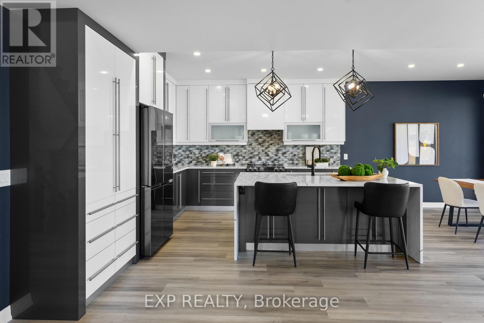7365 JONATHAN DRIVE, Niagara Falls (Brown) — photo 8