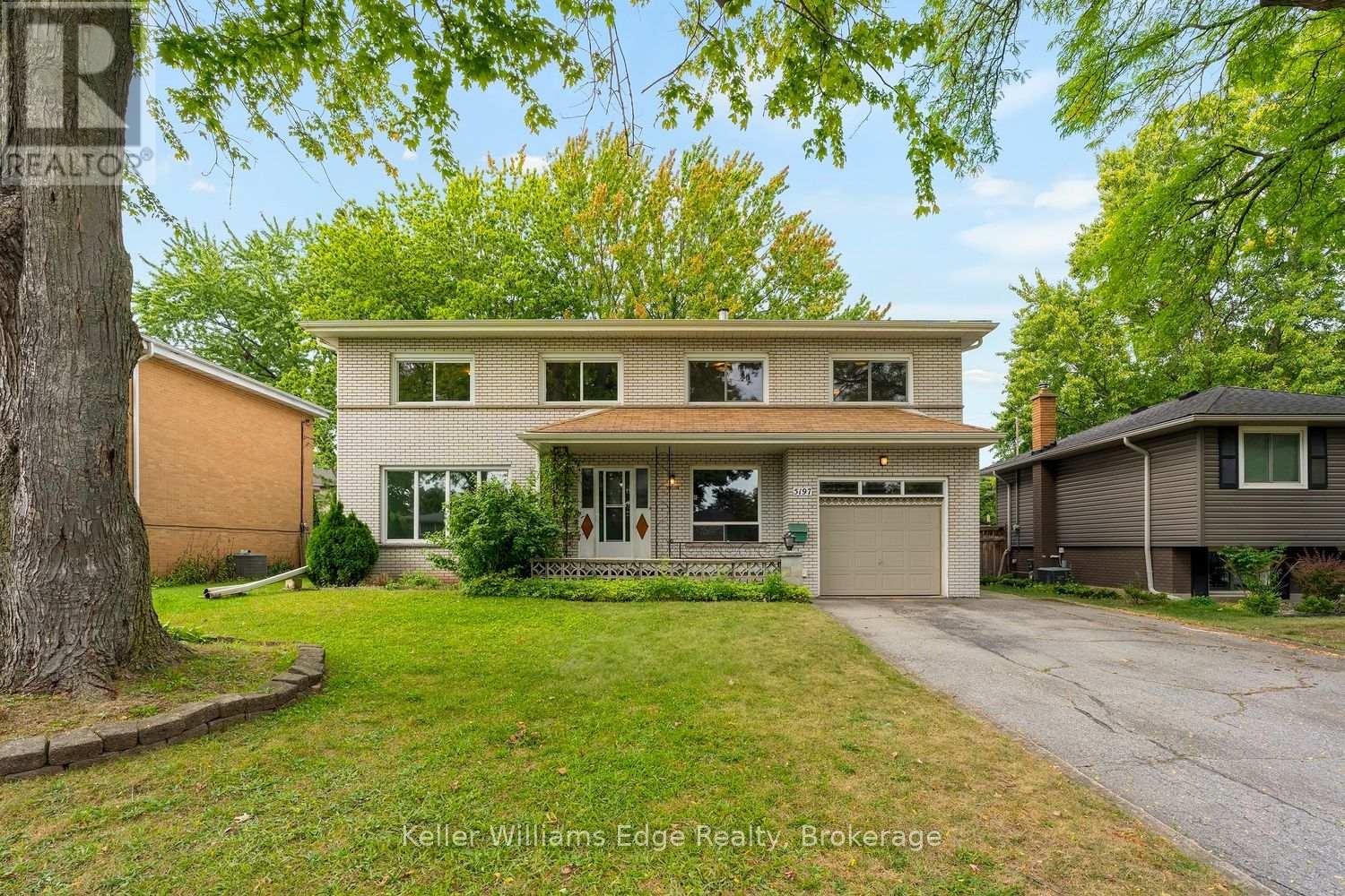 Photo of 5197 Cherryhill Crescent